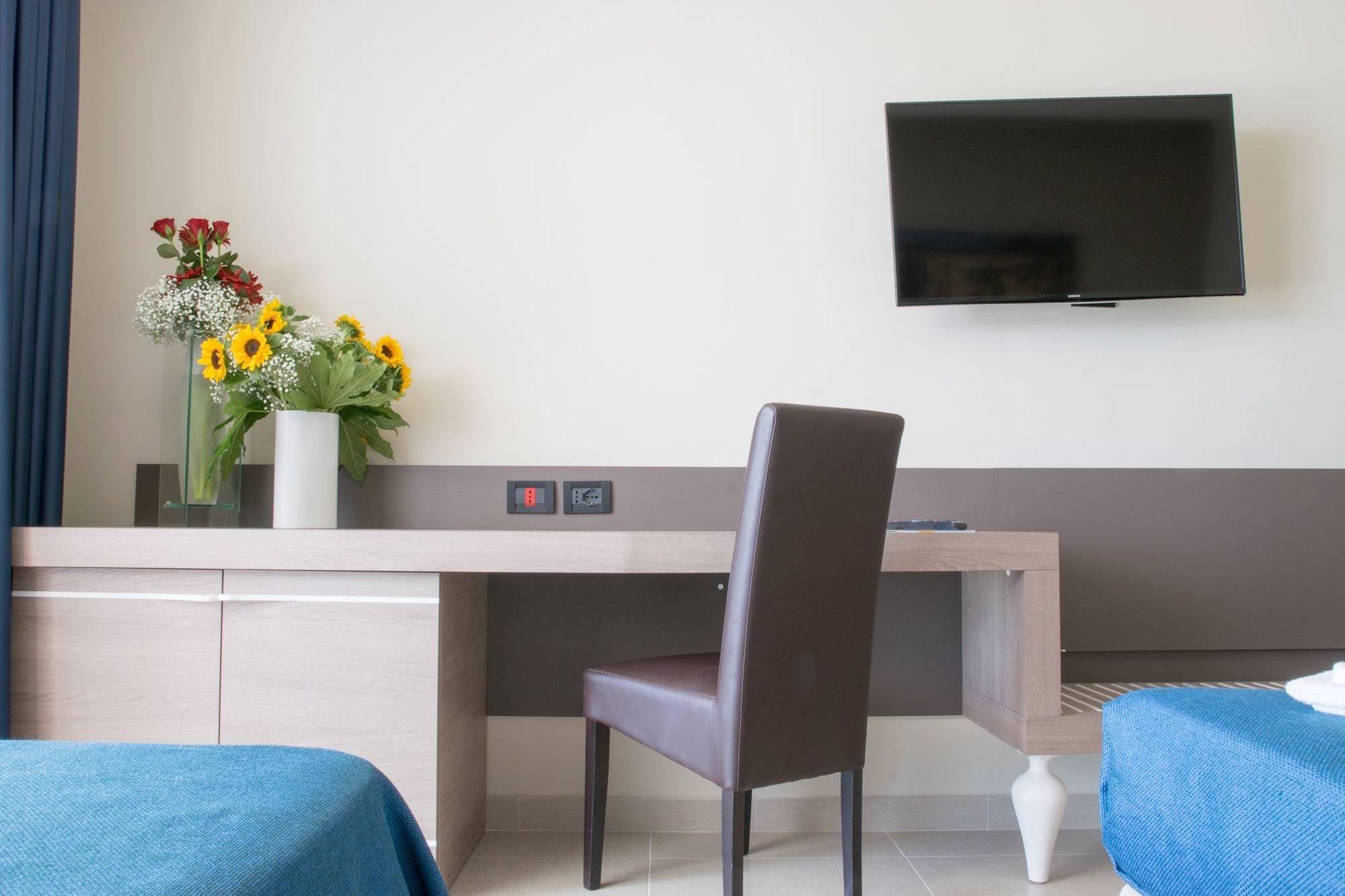 טורה דל'אורסו Hotel Belvedere מראה חיצוני תמונה