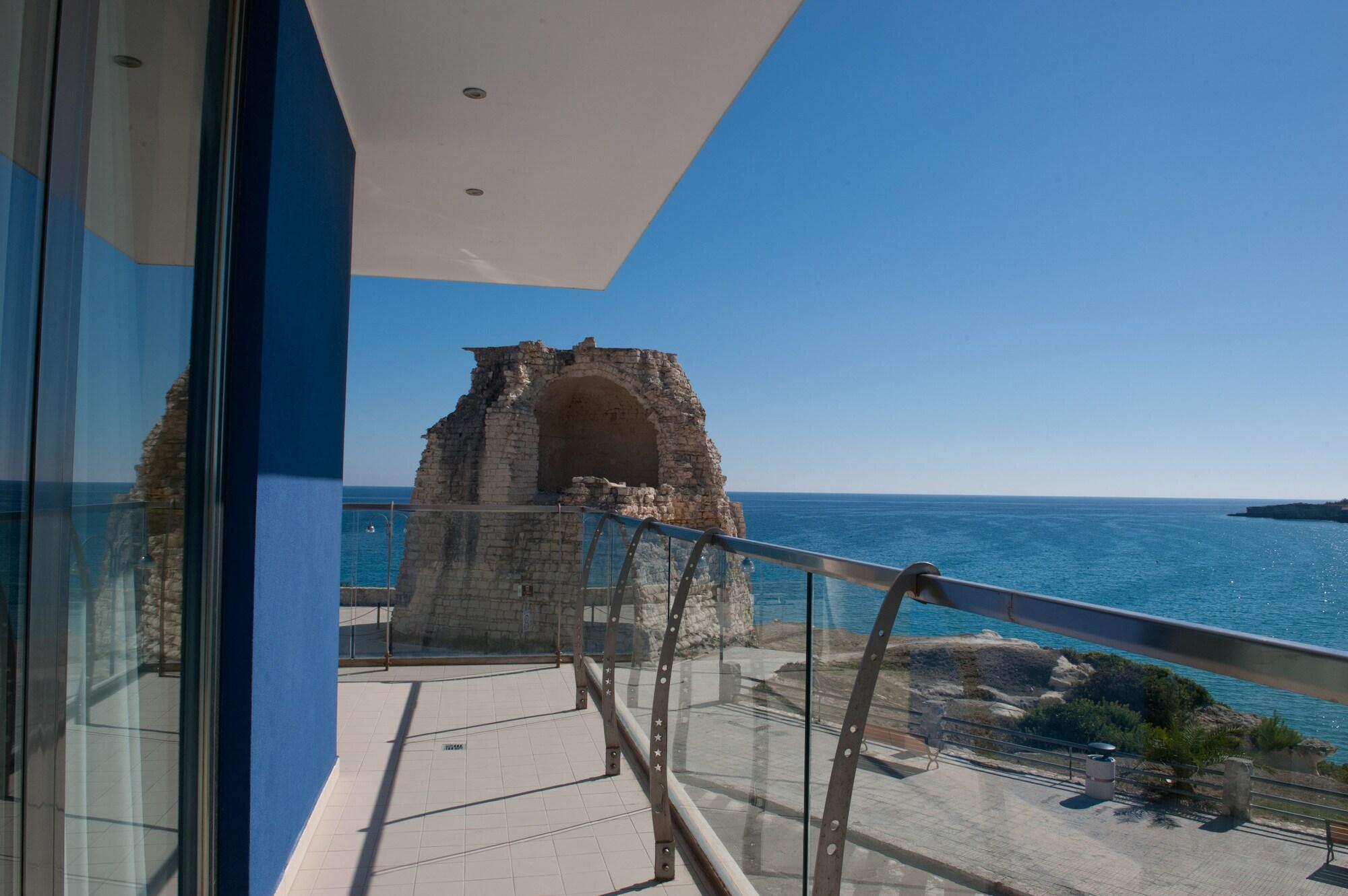 טורה דל'אורסו Hotel Belvedere מראה חיצוני תמונה