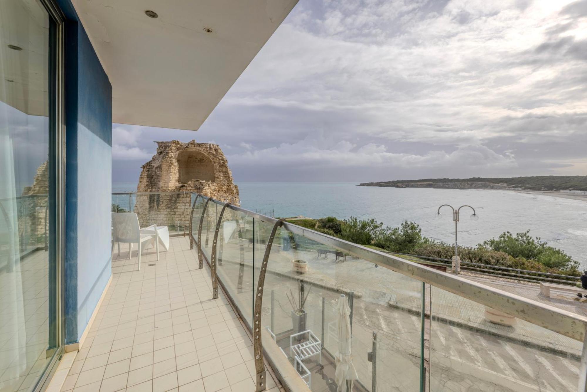 טורה דל'אורסו Hotel Belvedere מראה חיצוני תמונה