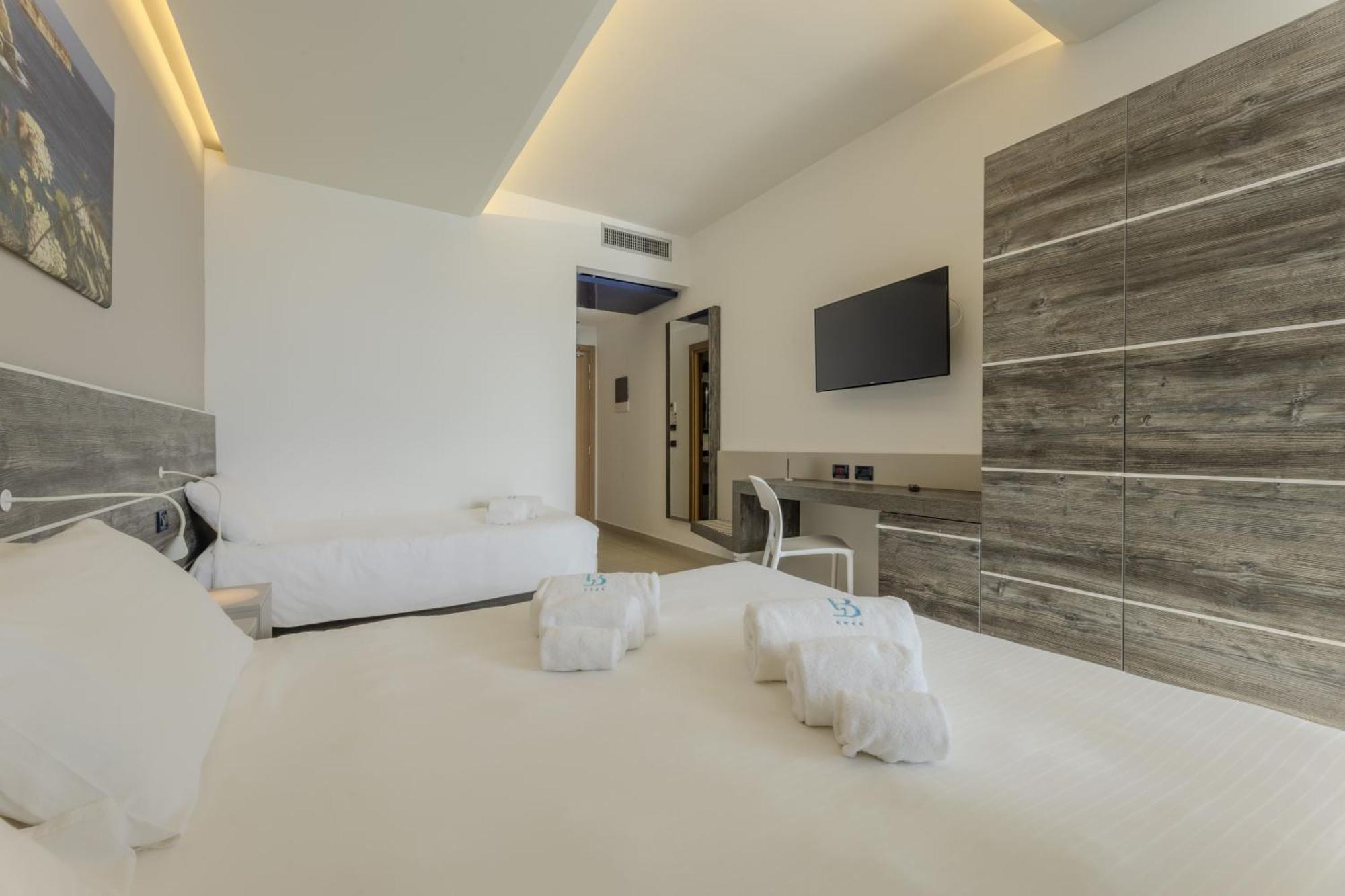 טורה דל'אורסו Hotel Belvedere מראה חיצוני תמונה