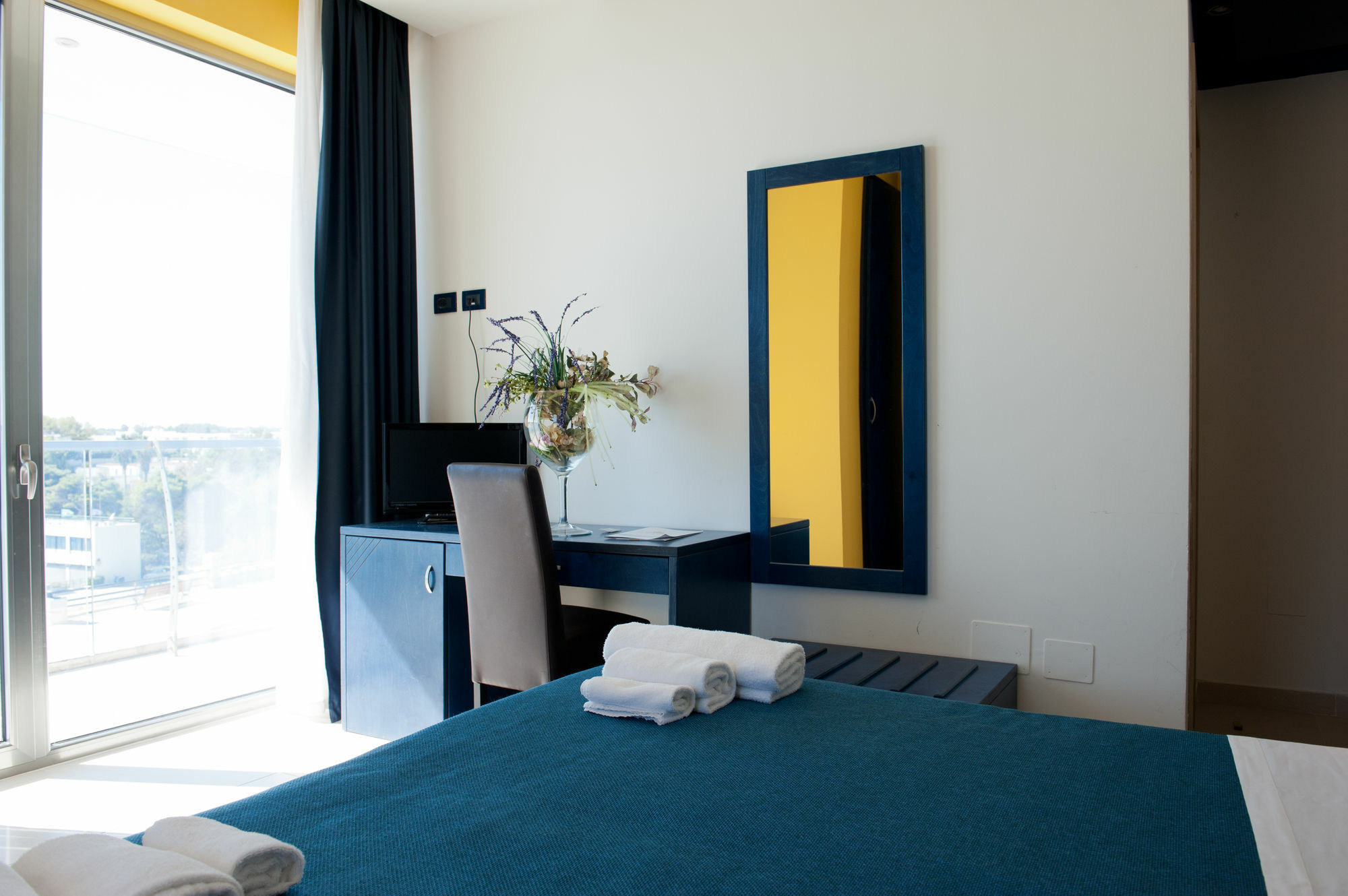 טורה דל'אורסו Hotel Belvedere מראה חיצוני תמונה